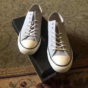 SOLD Converse leather wolf grey Men 11 / Women 13